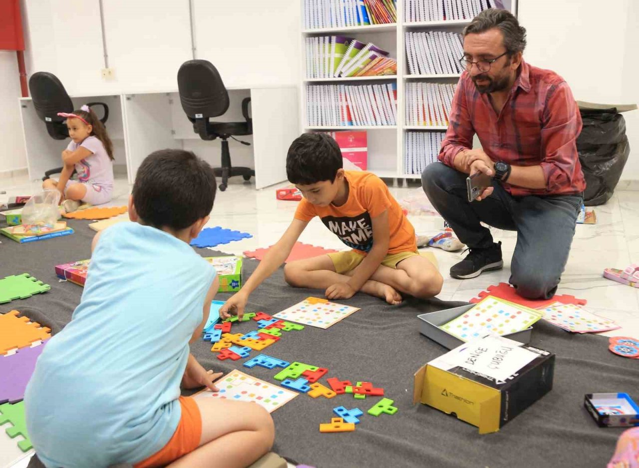 Pamukkale’de sıcak yaz günleri dolu dolu geçiyor