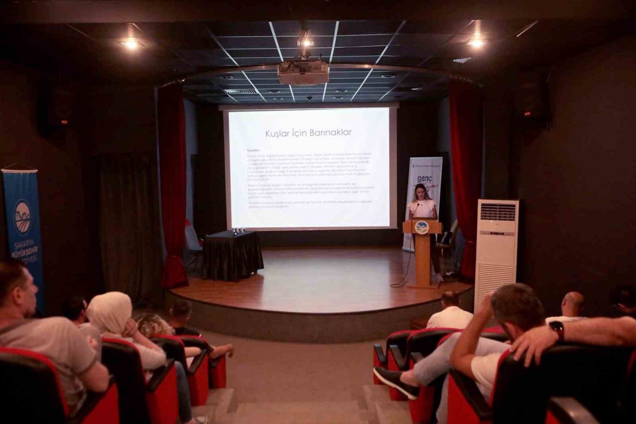 Sakarya Büyükşehir’in uzman ekibinden 6 saatlik ‘evcil hayvan’ eğitimi