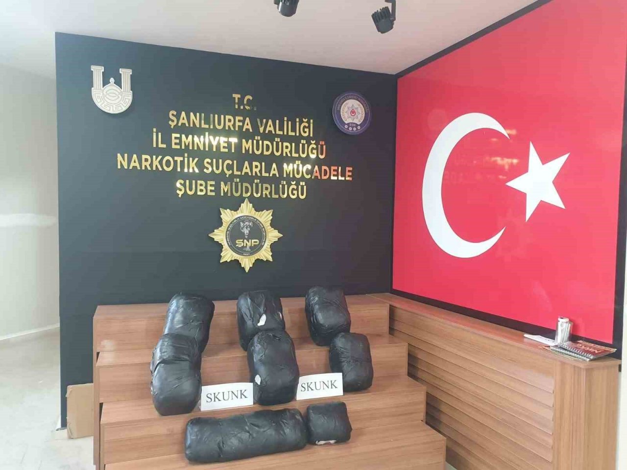 Şanlıurfa’da 32 kilo 660 gram skunk ele geçirildi: 4 gözaltı