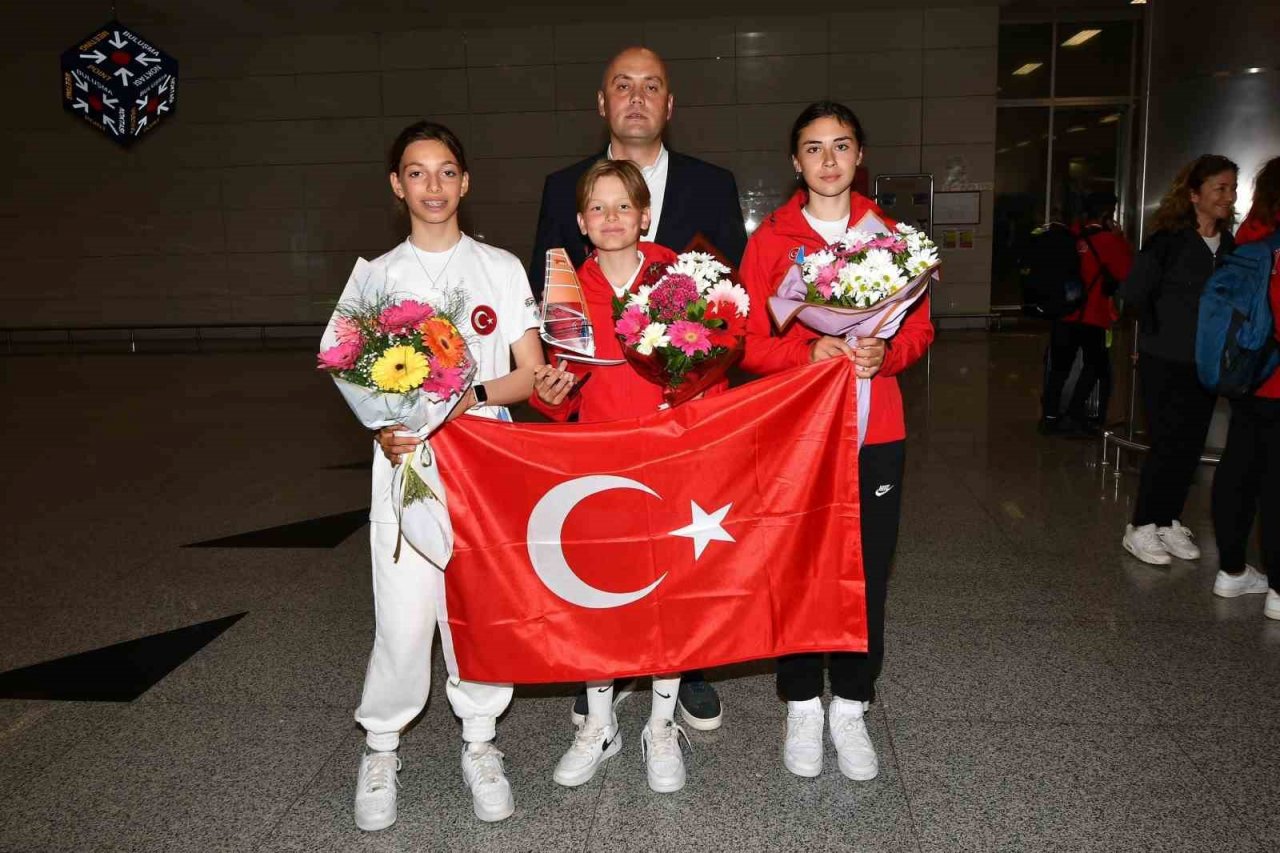 Milli sörfçü Sarp Şarlı, Fransa’daki Dünya Şampiyonası’na hazırlanıyor