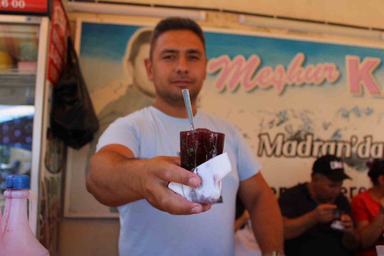 Lezzetiyle damak çatlatıyor, yaz sıcaklarında serinletiyor