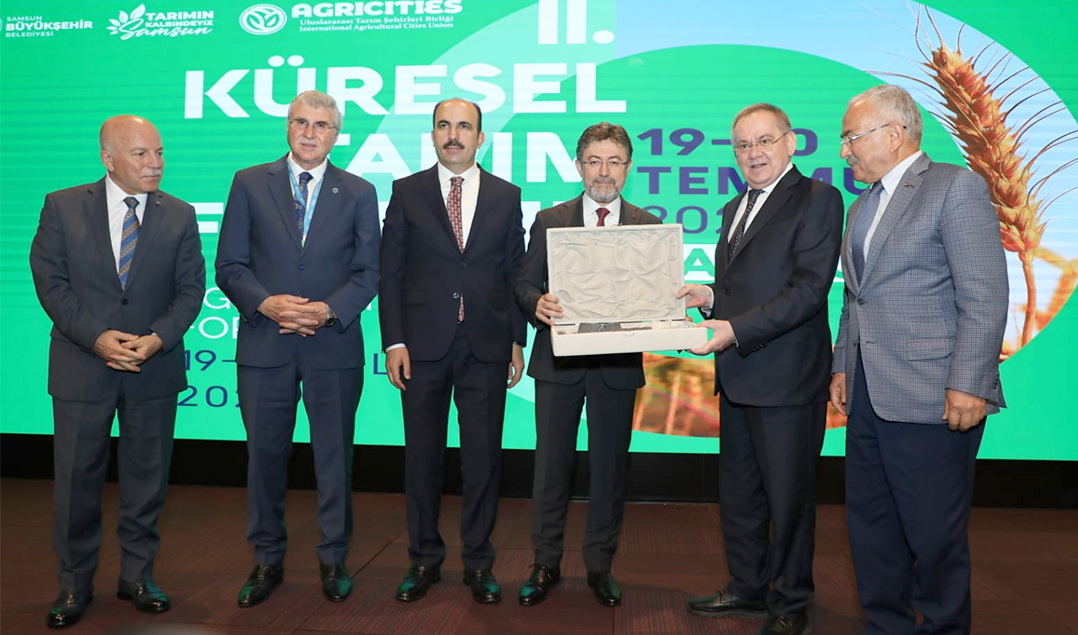 uluslararasi-tarim-sehirleri-birligi-baskani.jpg