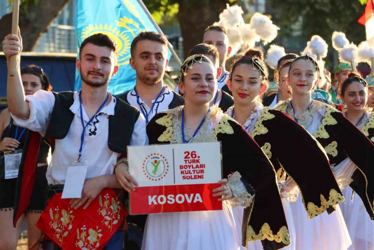 26. Türk Boyları Şöleni kortej yürüyüşü ile başladı