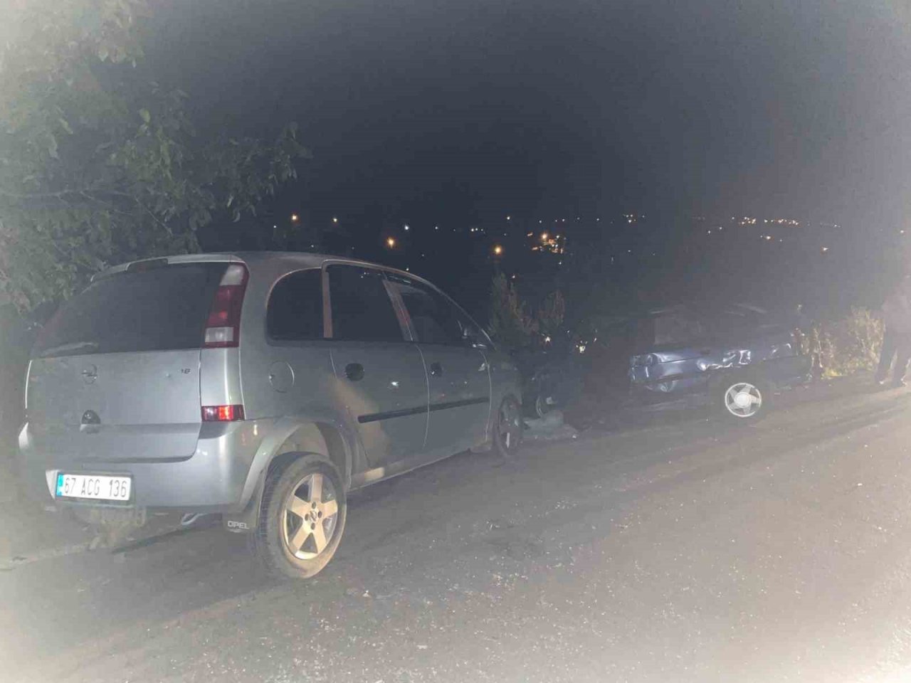 Cenaze yolunda feci kaza: 1 ölü, 5 yaralı