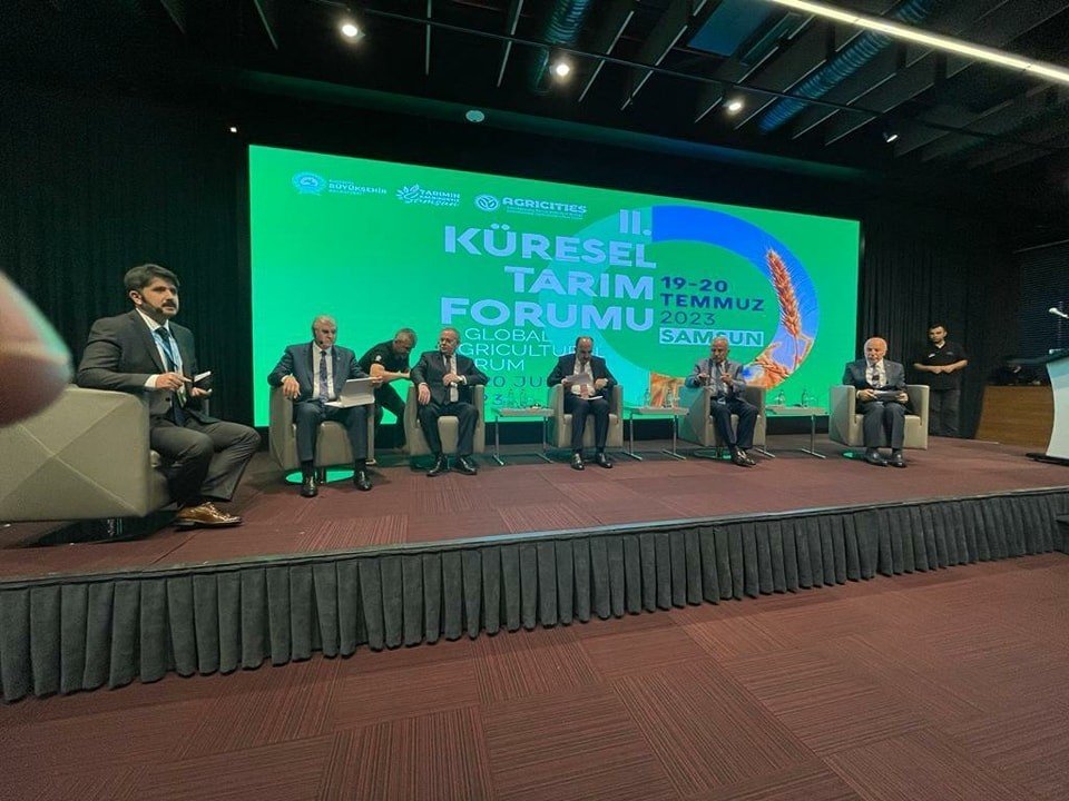 Başkan Sekmen küresel tarım forumunda konuştu