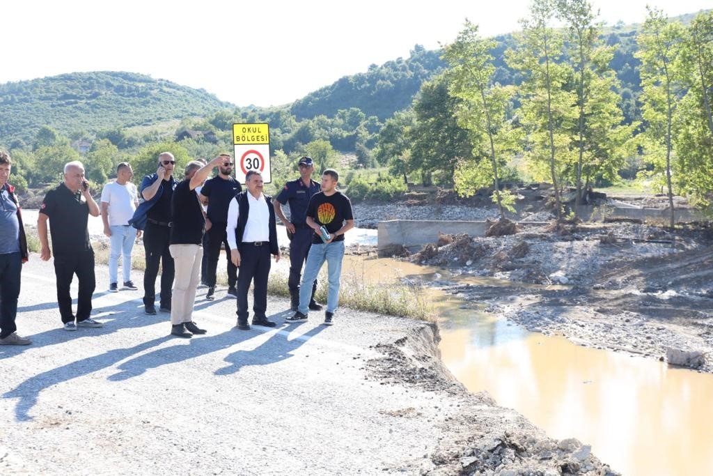 Gürcü çiftlik yolunda hummalı çalışma