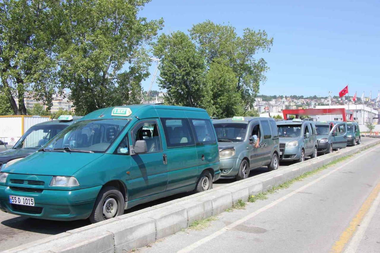 Dolmuşçuların zam talebi yarın belli olacak