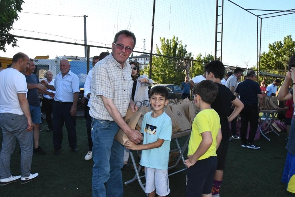 Altınova Yaz Spor Akademisi başladı