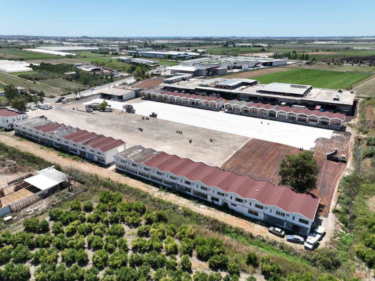 Serik Çandır Toptancı Hali, baştan sona yenilendi