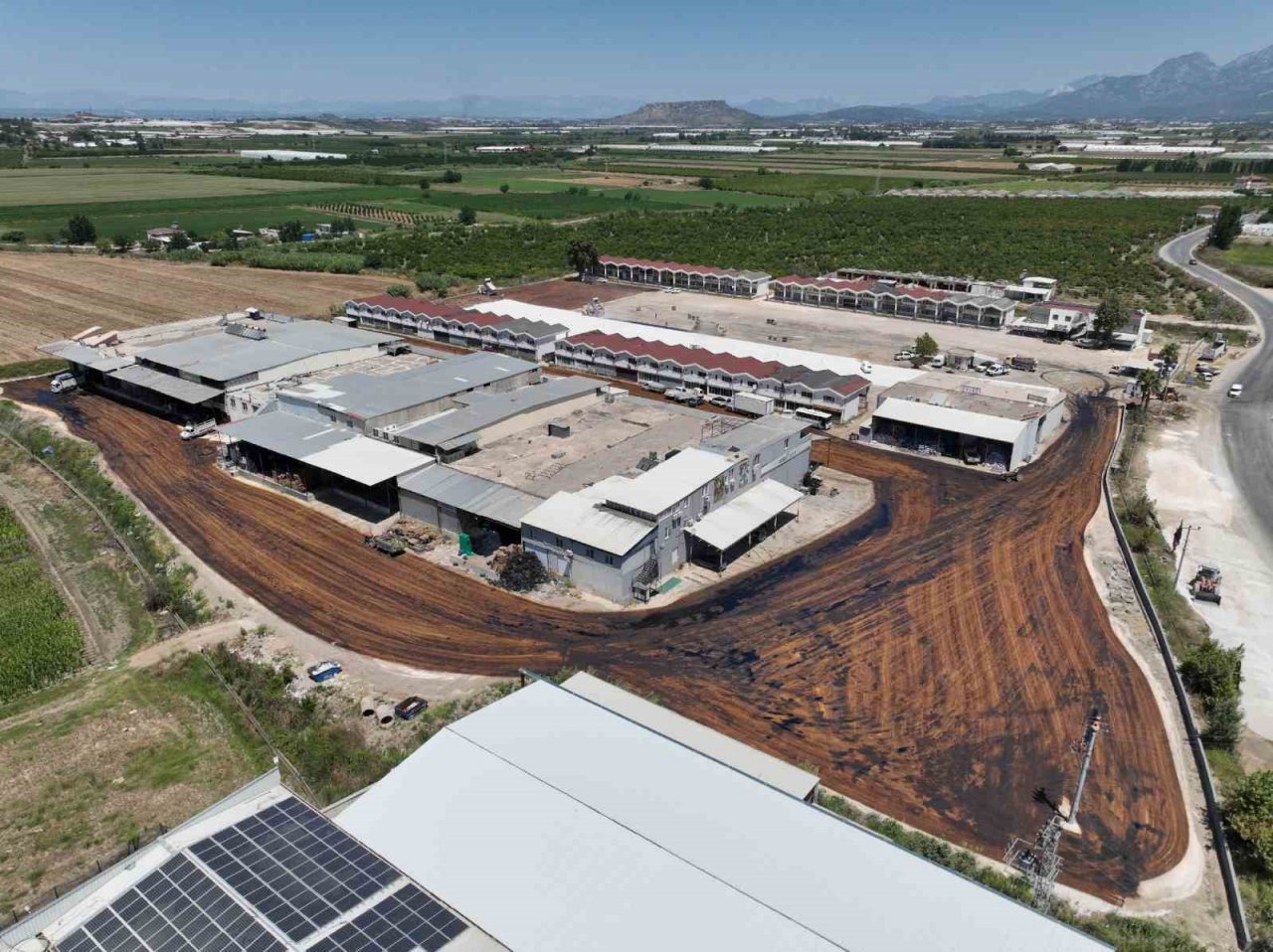 Serik Çandır Toptancı Hali, baştan sona yenilendi