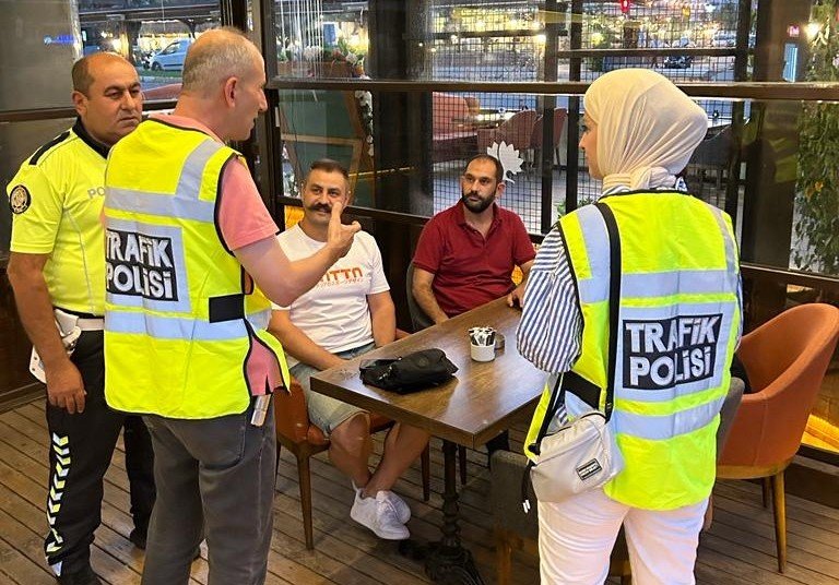 Aydın’da vatandaşlar ’trafik ve yaya güvenliği’ konularında bilgilendirildi