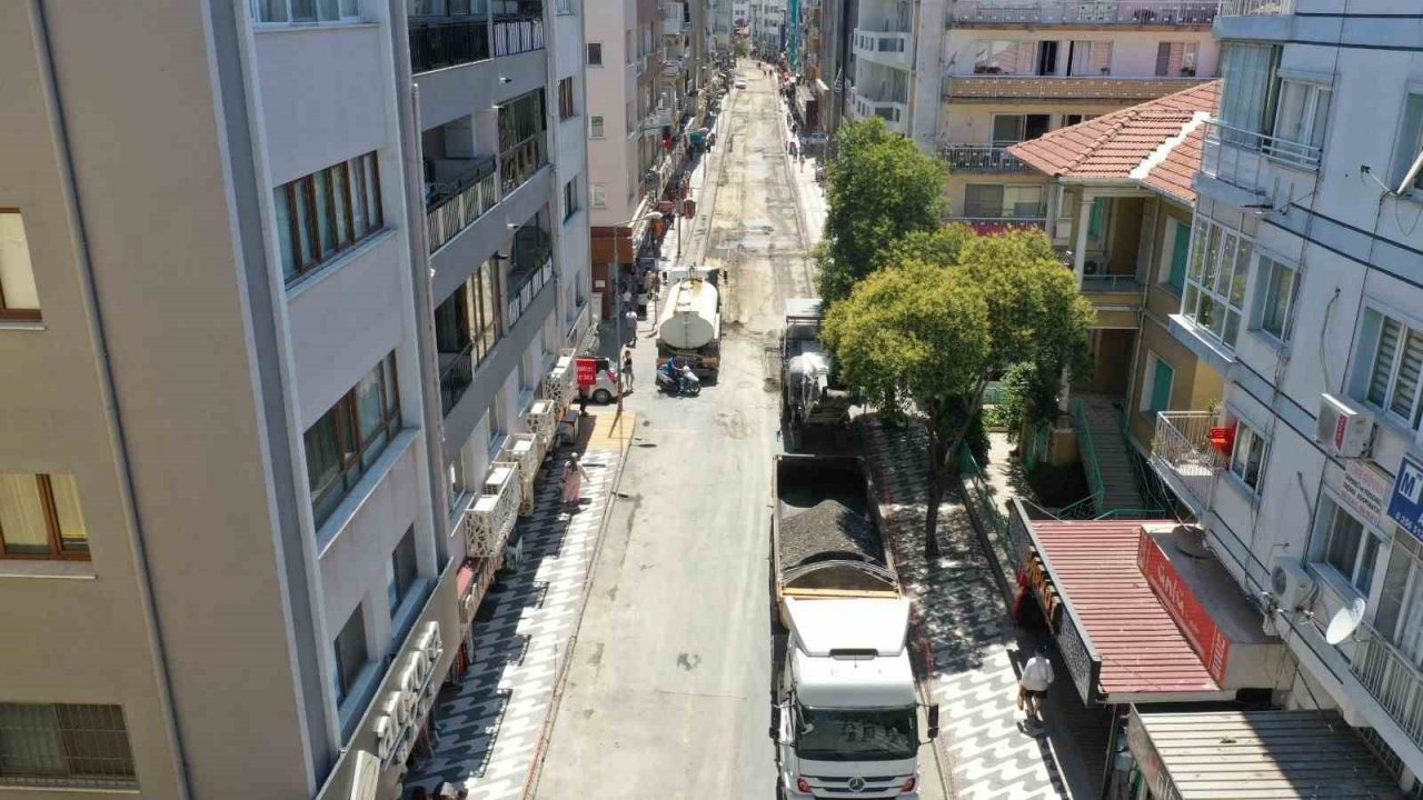 Söke’nin yolları yenileniyor