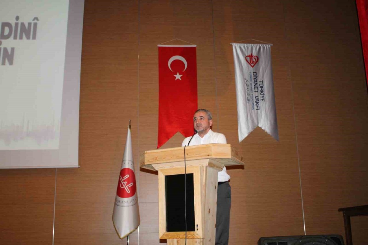 Aydın’da ’Din İstismarı İle Mücadelede Sahih Dini Bilginin Önemi’ konferansı düzenlendi