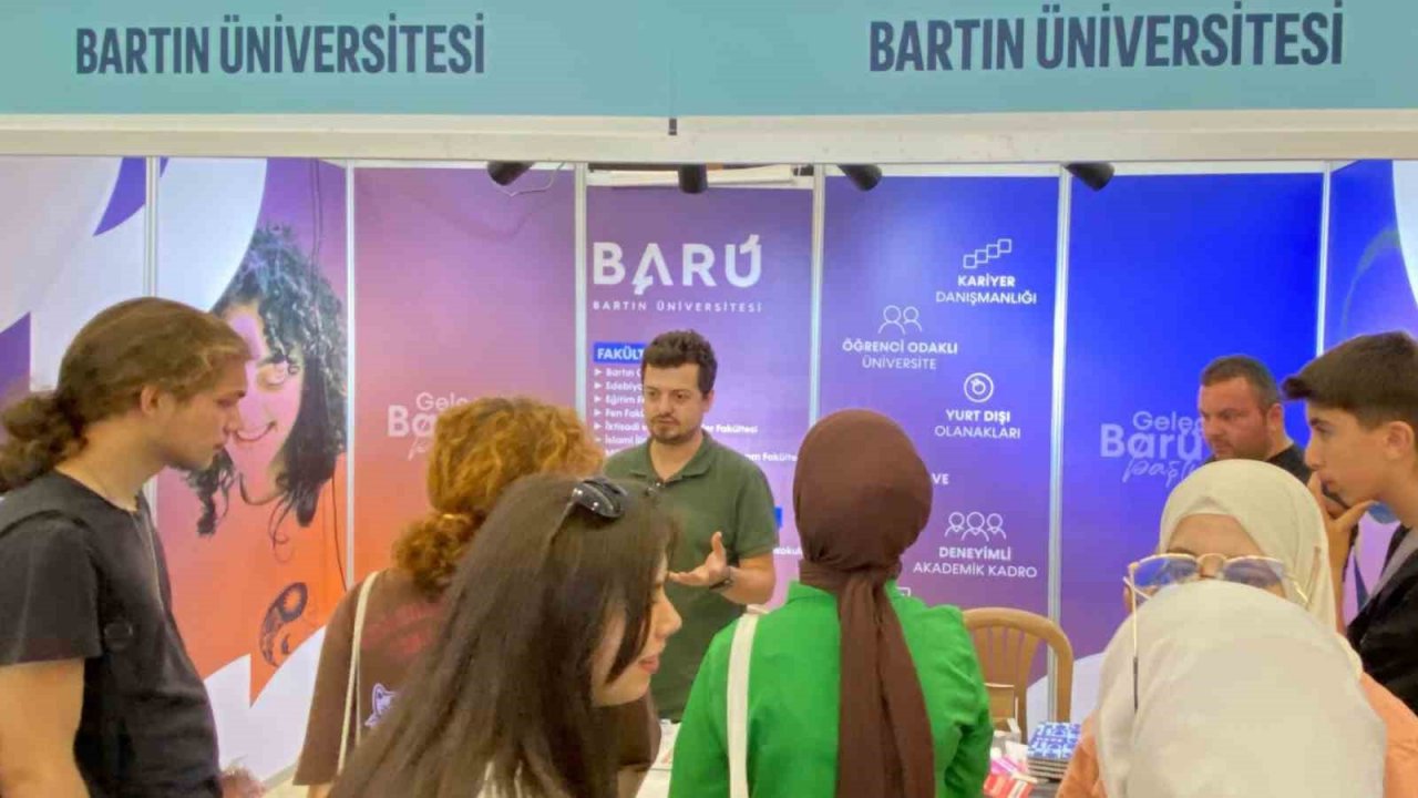 BARÜ ‘başarılı bir gelecek hedefleyen’ öğrencilere tanıtıldı