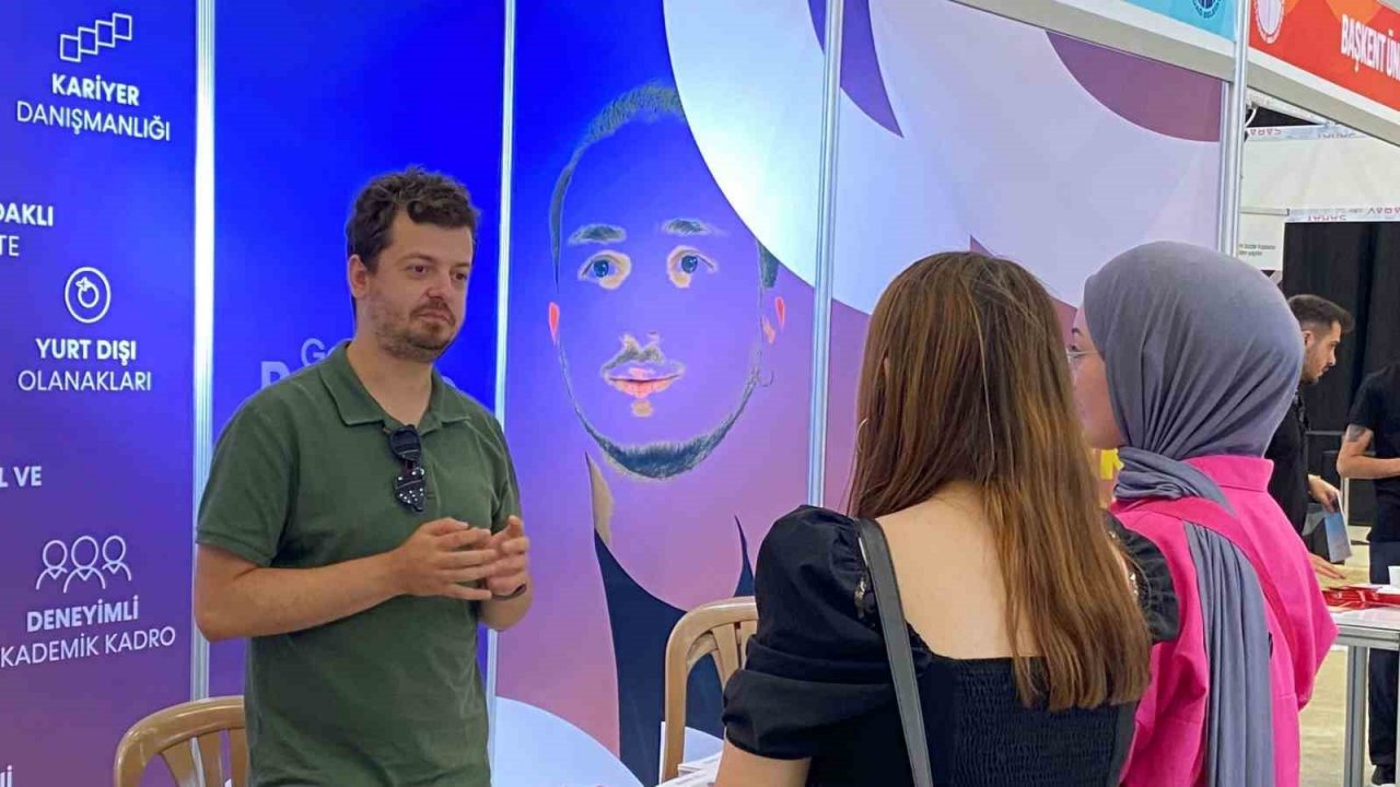 BARÜ ‘başarılı bir gelecek hedefleyen’ öğrencilere tanıtıldı