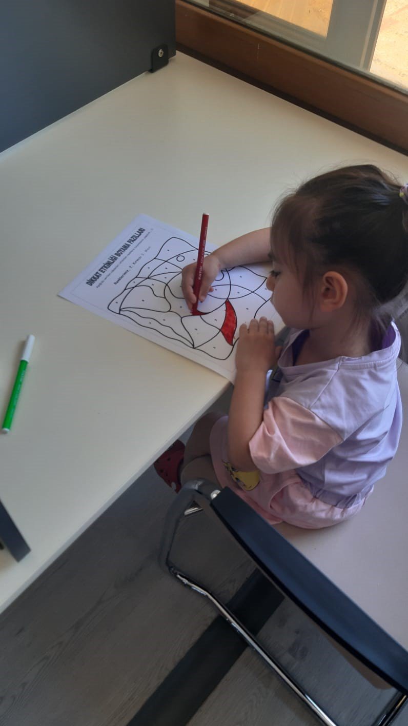 Beyoğlu semt kütüphaneleri öğrencilerin yaz okulu oldu