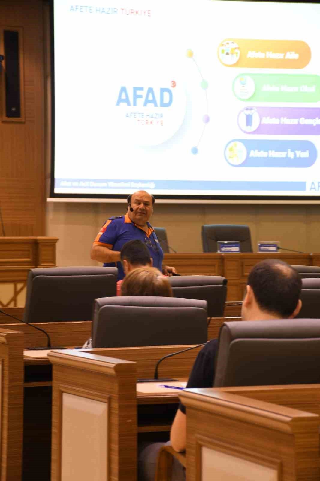 Ekipler acil duruma hazır