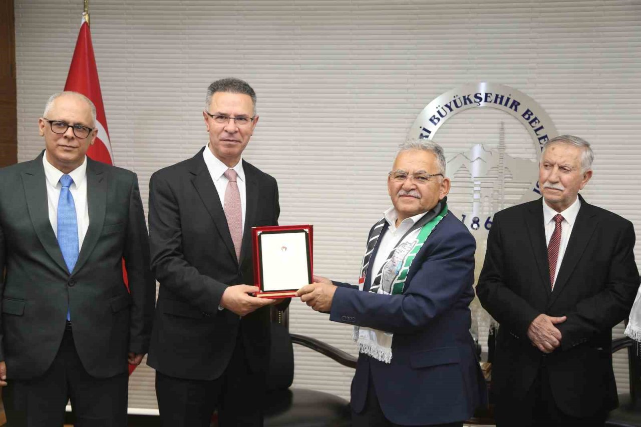 Filistin Büyükelçisi’nden Başkan Büyükkılıç’a ziyaret