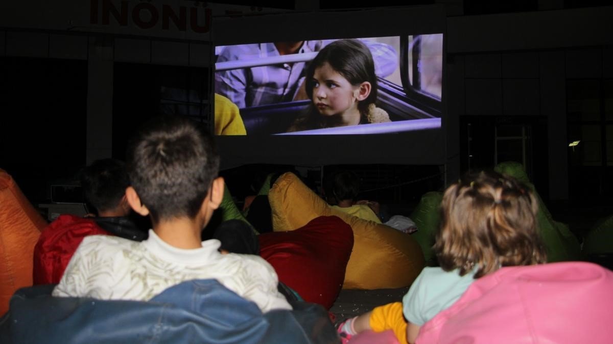 İletişim Fakültesi’ndeki "Sevginin Gücü" filmine yoğun ilgi