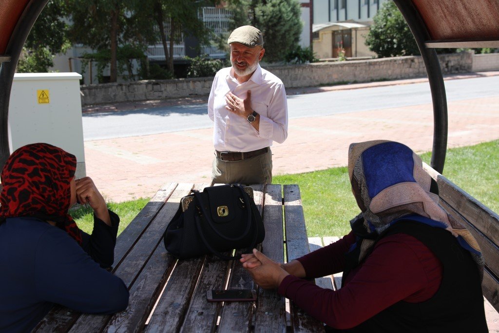 Başkan Çolakbayrakdar; “Hemşehrilerimin keyif alacağı bir Kocasinan inşa ediyoruz”