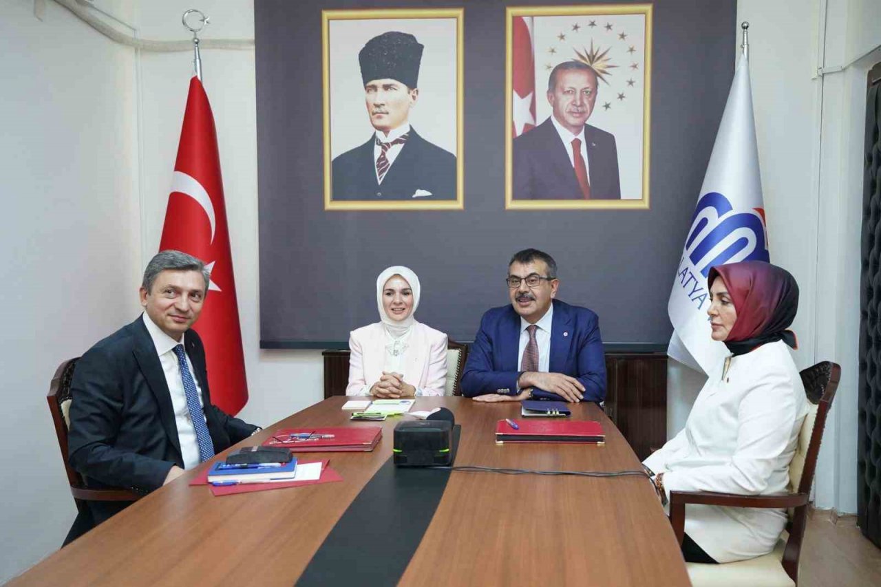 Kuzey Makedonya’dan Malatya’ya eğitim desteği