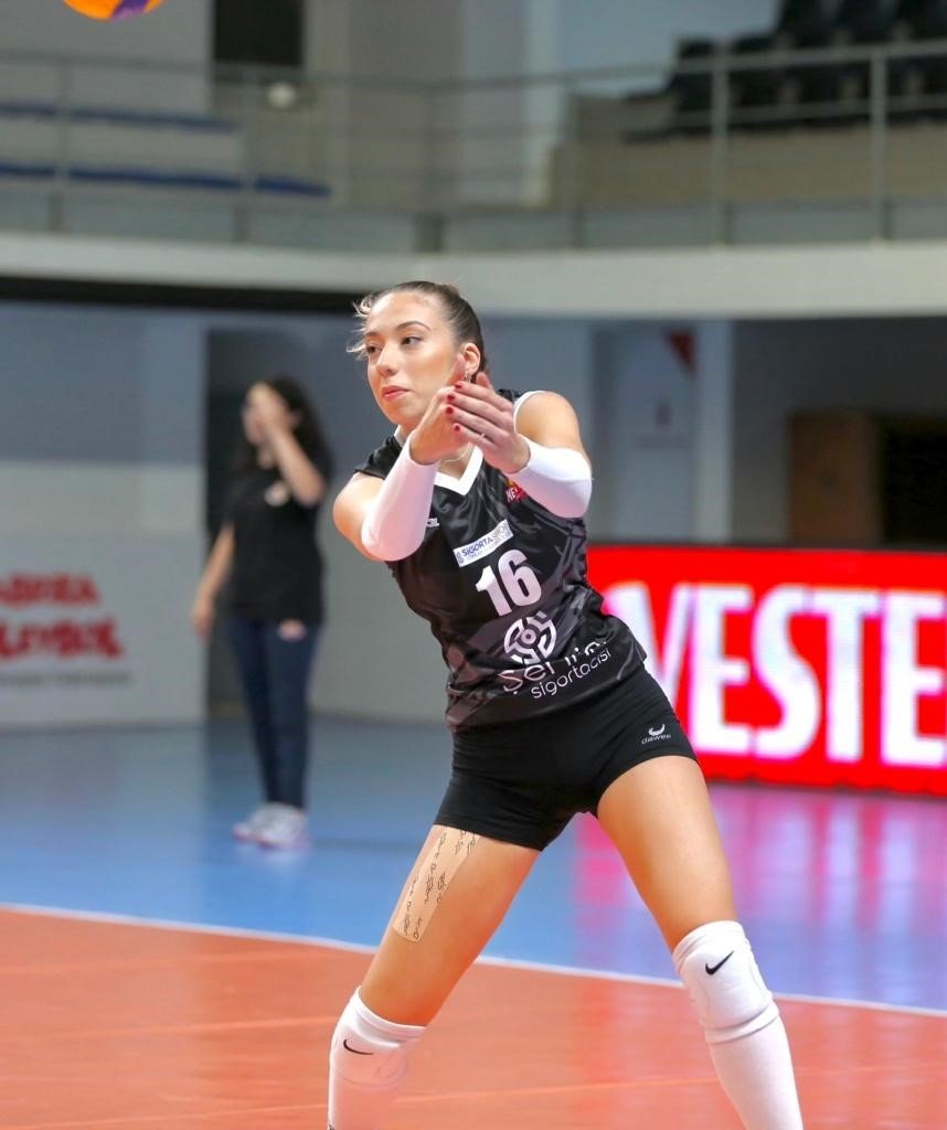 Manisa BBSK, filede transfer atağını sürdürüyor