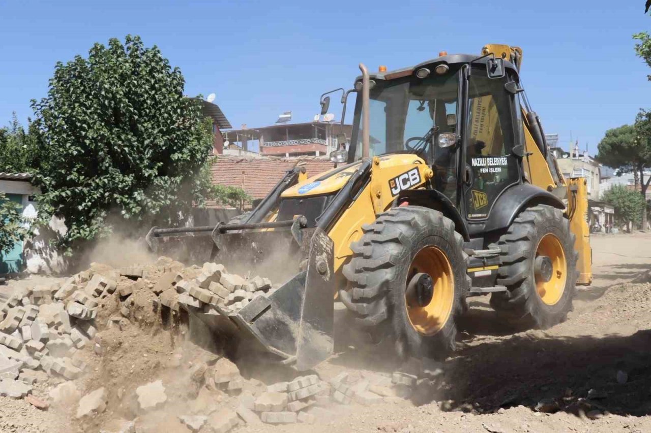 Nazilli Belediyesi Yeşil Mahalle’de çalışmalarını sürdürüyor