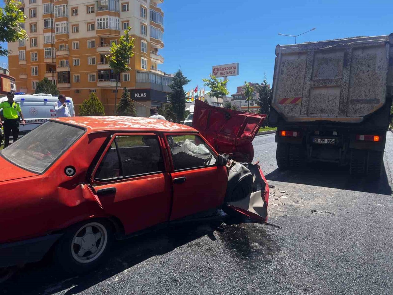 Nevşehir’de trafiğe kapalı yola girdi, dehşet saçtı: 2 ölü , 2 yaralı