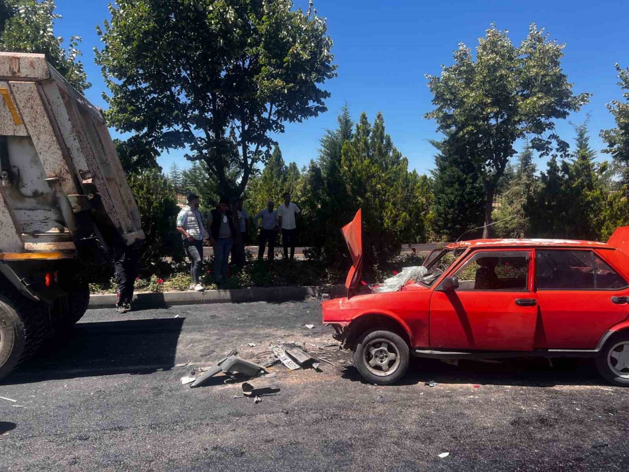 Nevşehir’de trafiğe kapalı yola girdi, dehşet saçtı: 2 ölü , 2 yaralı