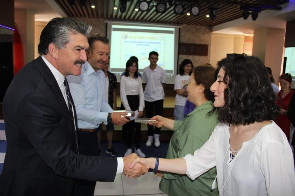 Odunpazarı Milli Eğitim’de LGS ödülleri