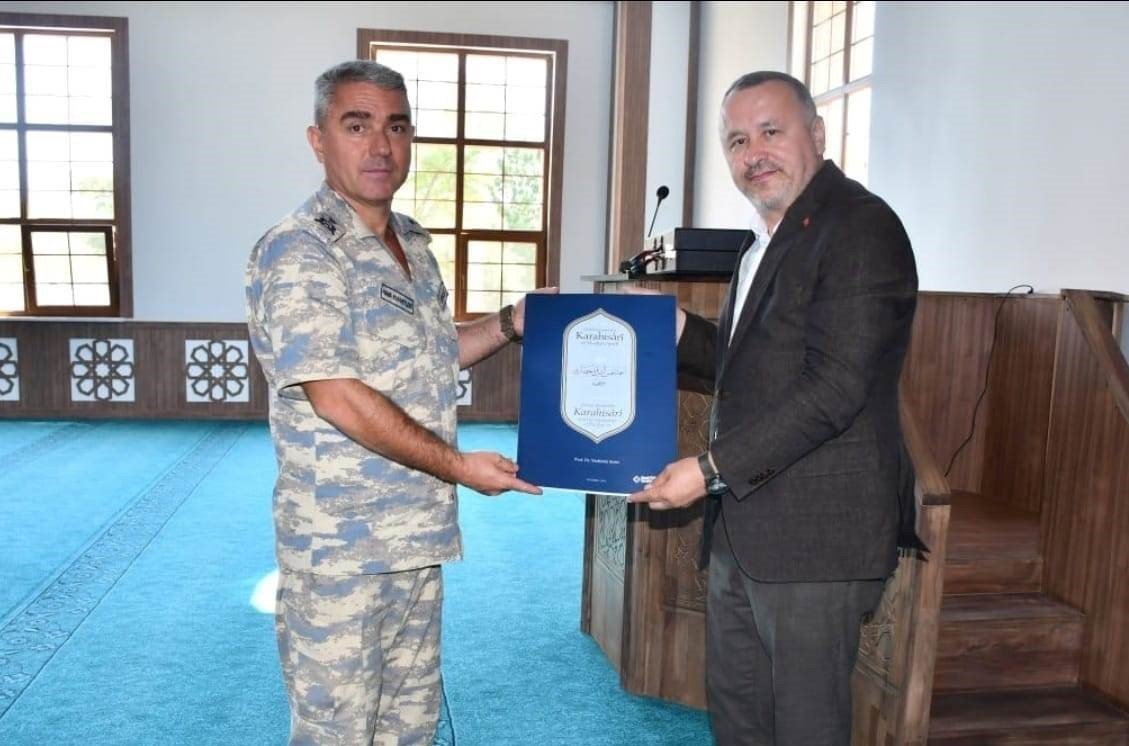 Özel basım Kur’an-ı Kerim, Kütahya Hava Tugayı Zafer Camii’nde