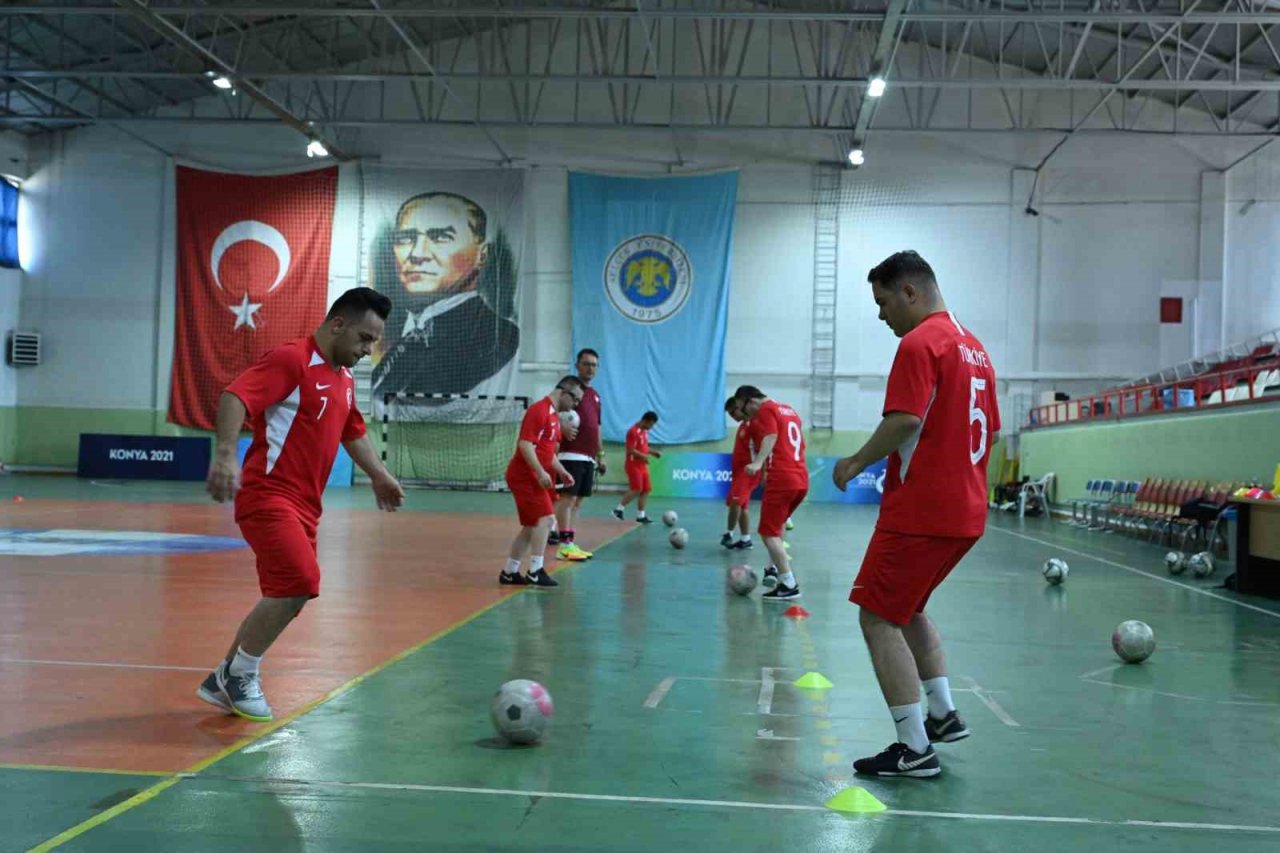 Özel sporcular Dünya Spor Başkenti Konya’da Avrupa Şampiyonası’na hazırlanıyor