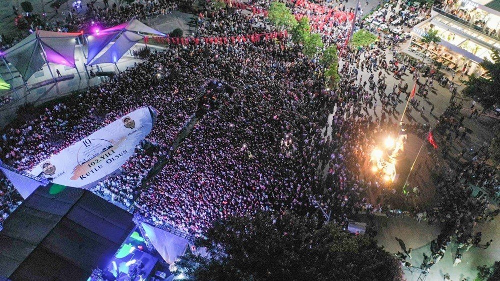 Yalova’nın işgalden kurtuluşunun yıl dönümü Buray’la kutlandı