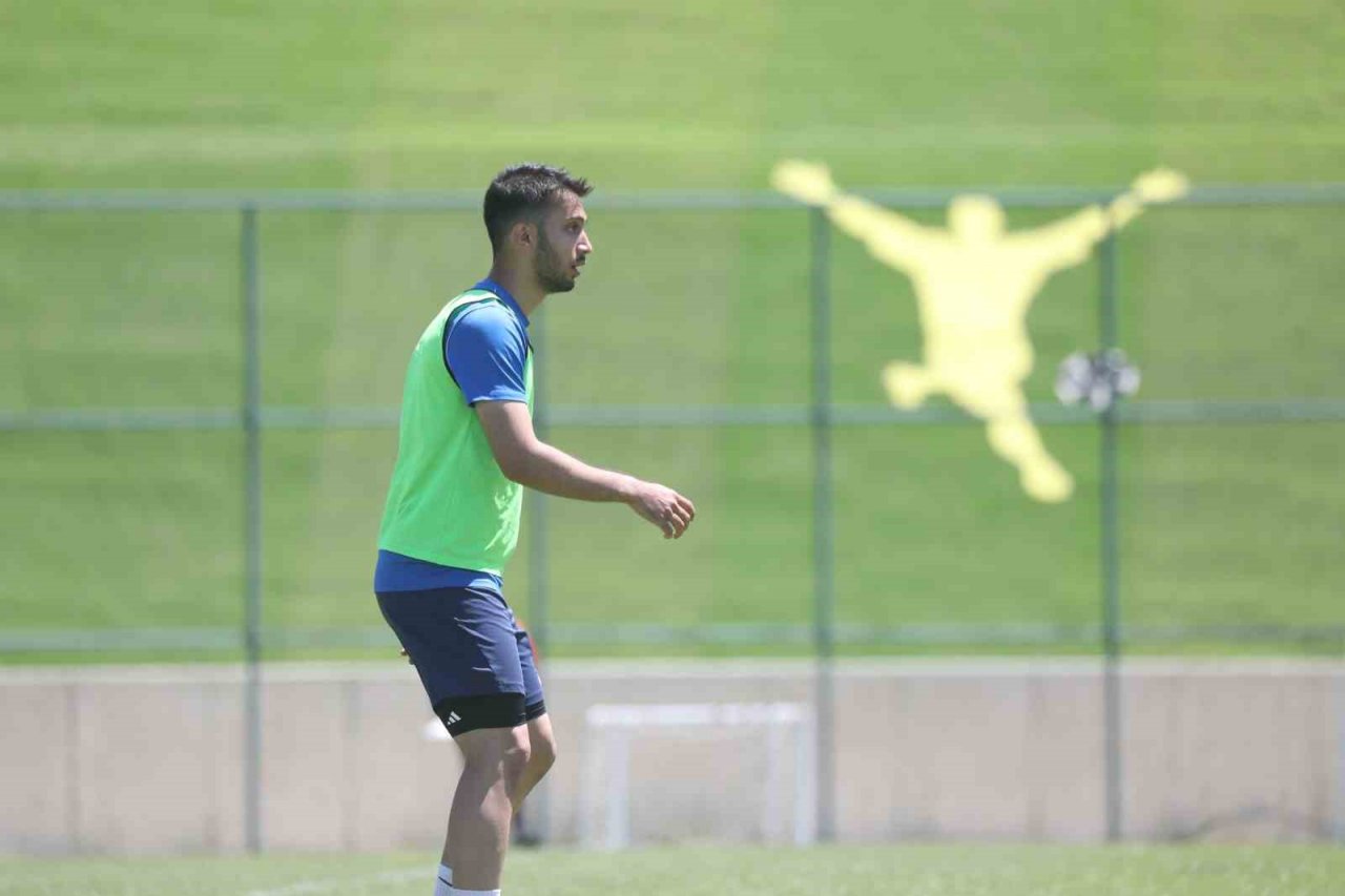 Erzurumspor Teknik Direktörü Kutlu ; Taraftarın desteği inanılmaz