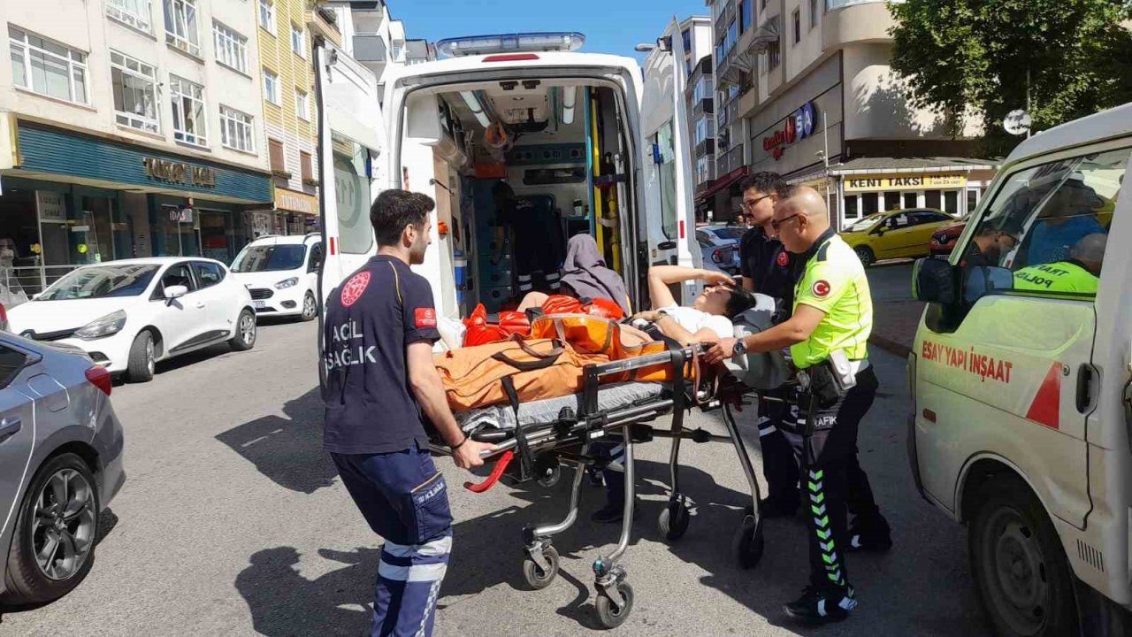 Eczanede silahlı saldırıya uğradı