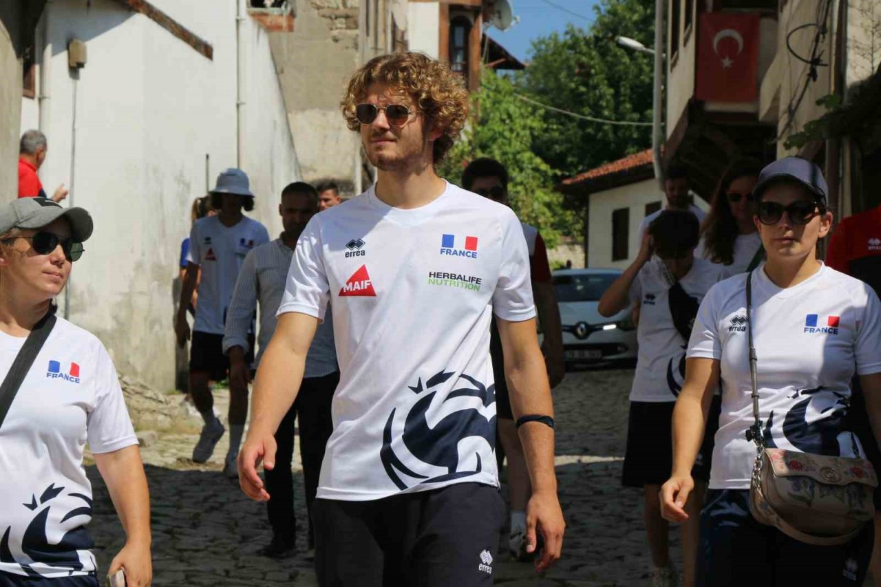 Yabancı milli sporcular Safranbolu’ya hayran kaldı