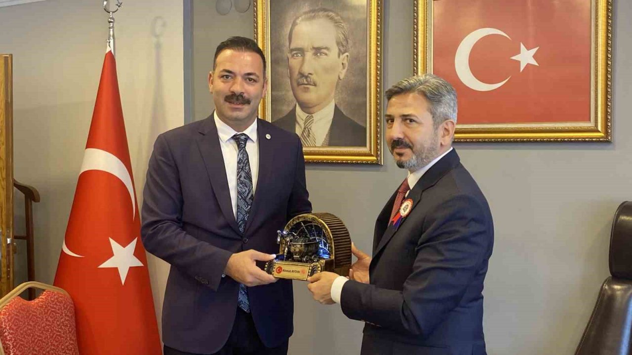 Bakan Yardımcısı Aydın, AK Parti Teşkilatını ziyaret etti