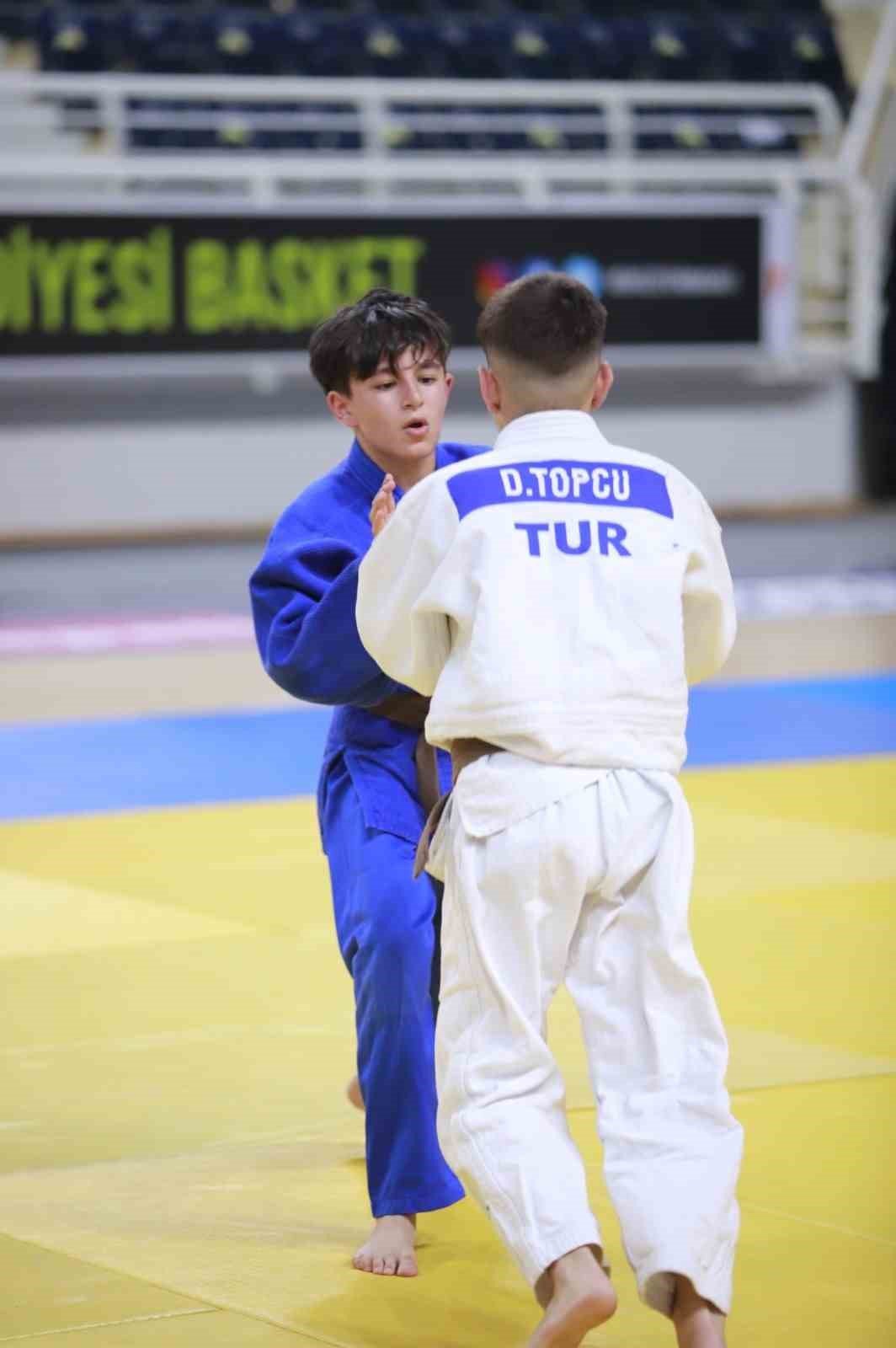 Judo Türkiye Finalleri Denizli’de başladı