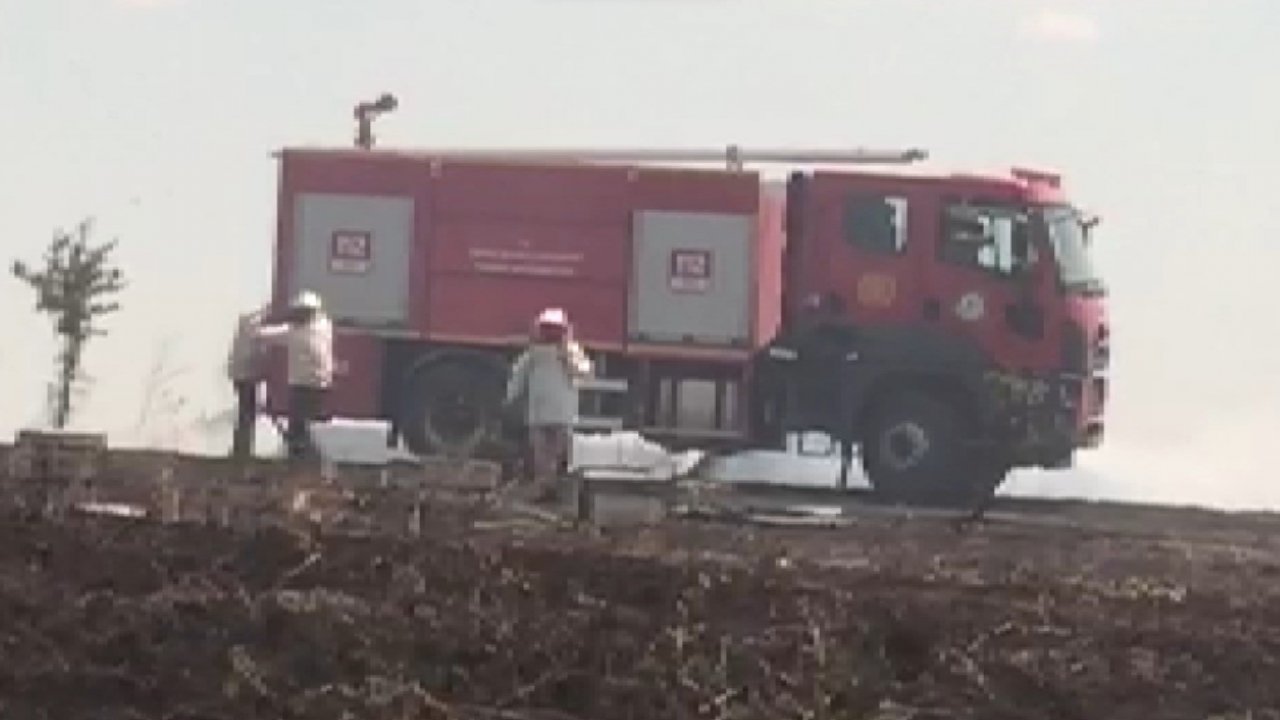 Edirne’de tarlada çıkan yangında 100 arı kovanı yandı