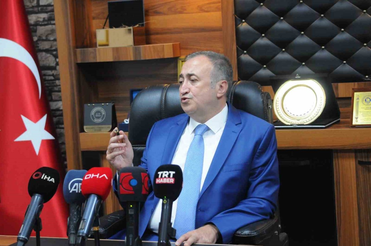 Ekmeğin 12 TL olacağı iddialarına Fırıncılar Federasyonu Başkanı açıklık getirdi