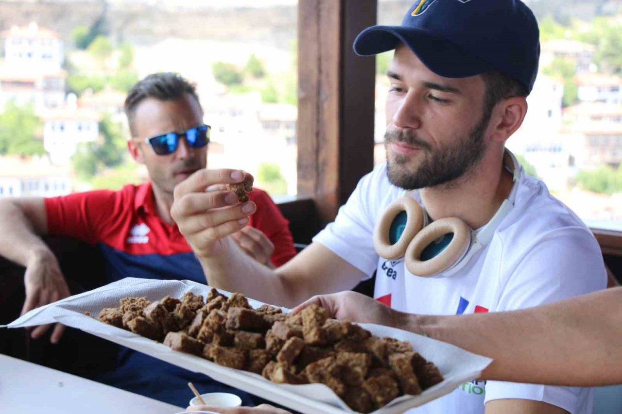 Yabancı milli sporcular Safranbolu’ya hayran kaldı