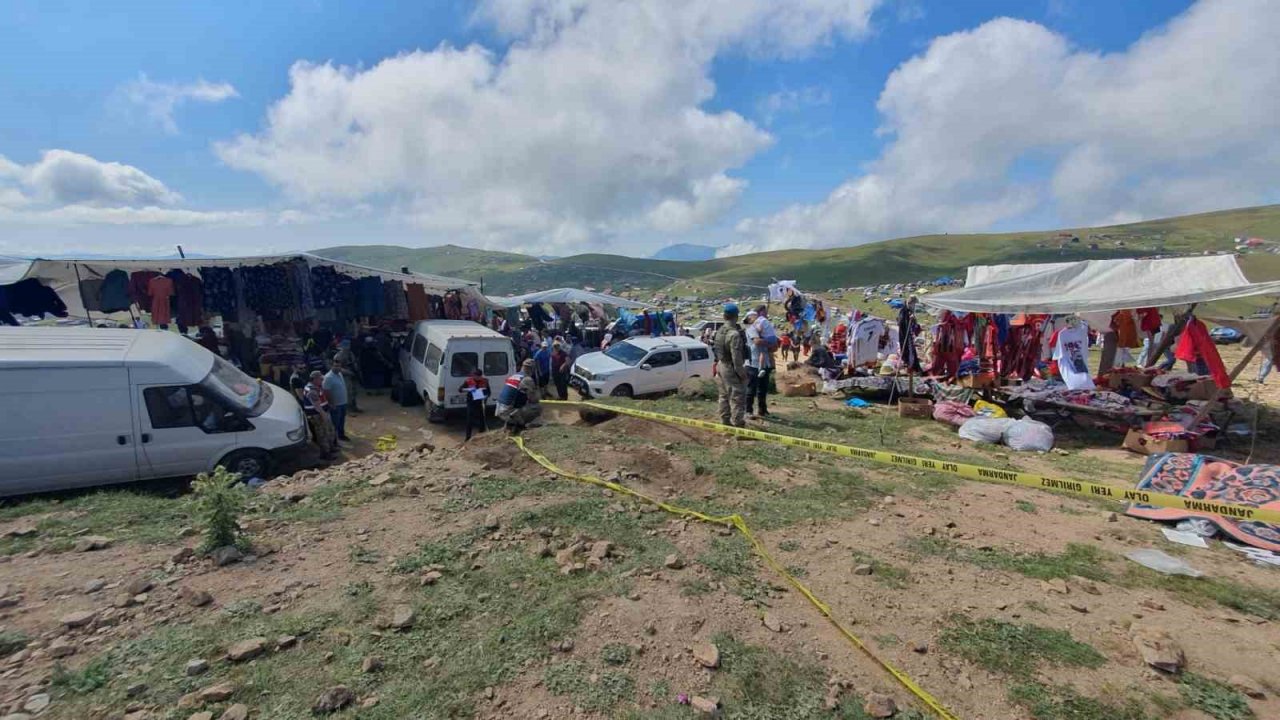 Kadırga Yaylası’nda freni boşalan minibüs yamaçtan yola düştü: 1’i ağır, 3 yaralı