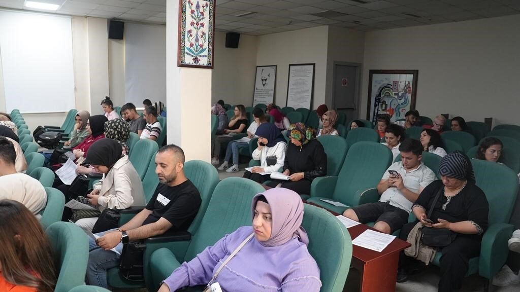 Bursa Şehir Hastanesi için Gürsu istihdam buluşmasına yoğun ilgi