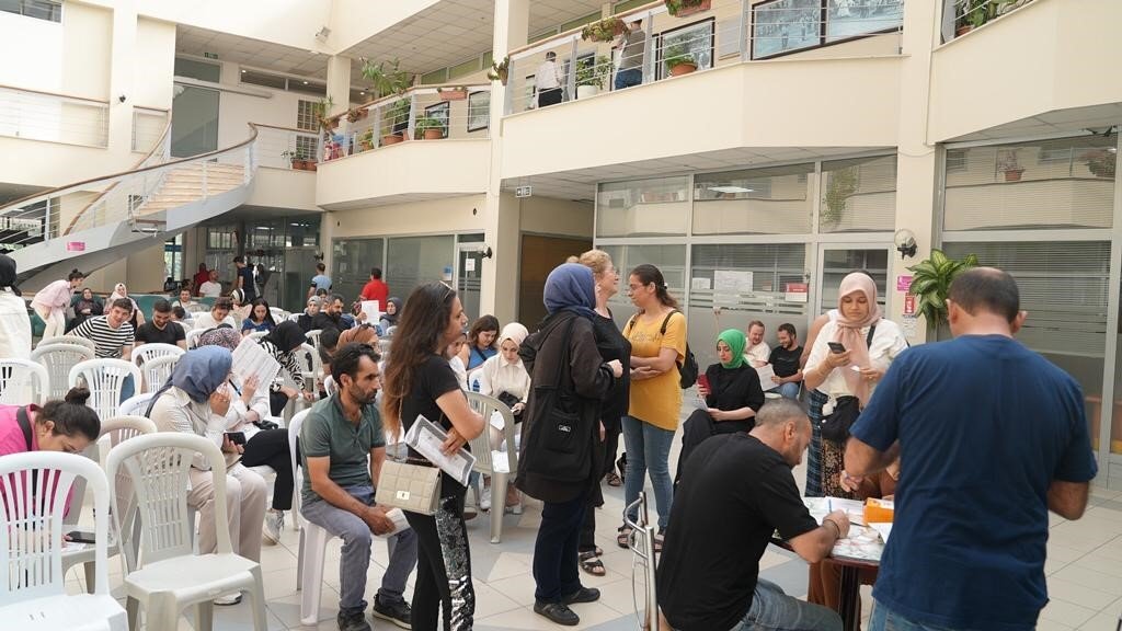 Bursa Şehir Hastanesi için Gürsu istihdam buluşmasına yoğun ilgi