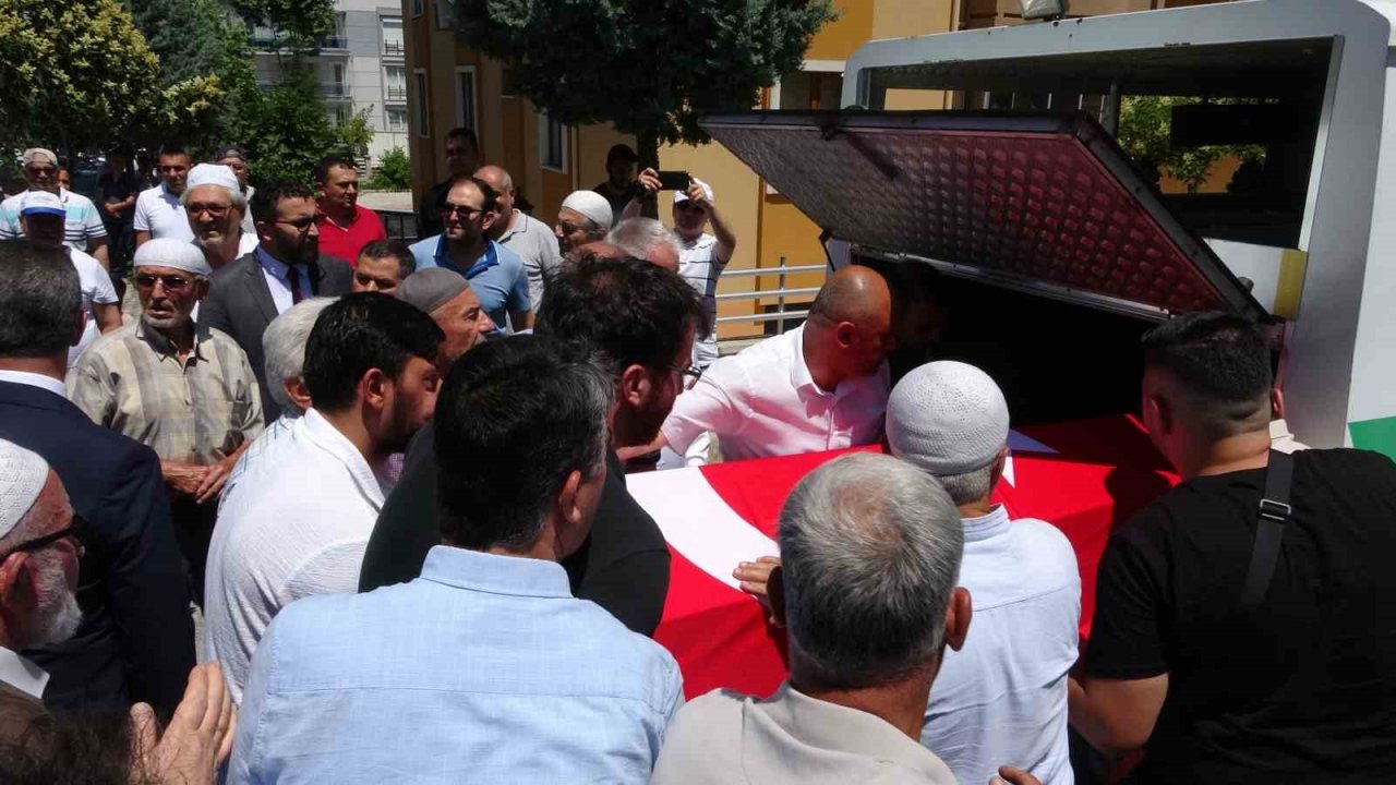 Eski Milletvekili Yakup Üstün memleketi Isparta’da son yolculuğuna uğurlandı