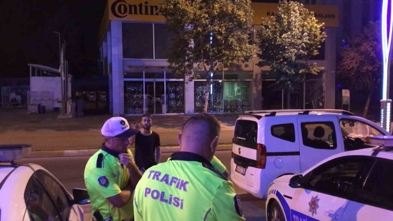 Trafiğe alkollü çıkan sürücü kendisini görüntüleyen gazeteciye tehdit ve küfür savurdu