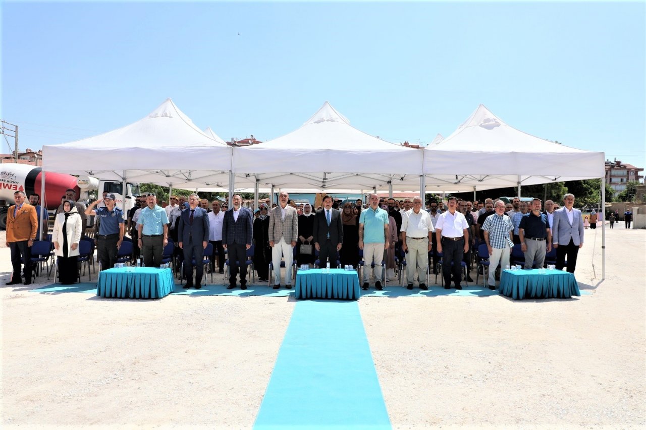Karatay Belediyesi Osman Benliler İlkokulu’nun temelini attı