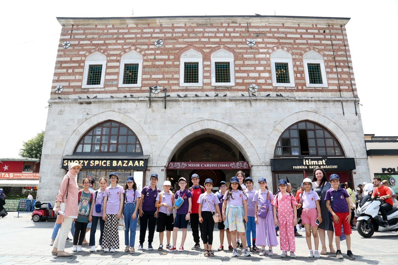 Küçükçekmece’de bilim ve kültür gezileri başladı