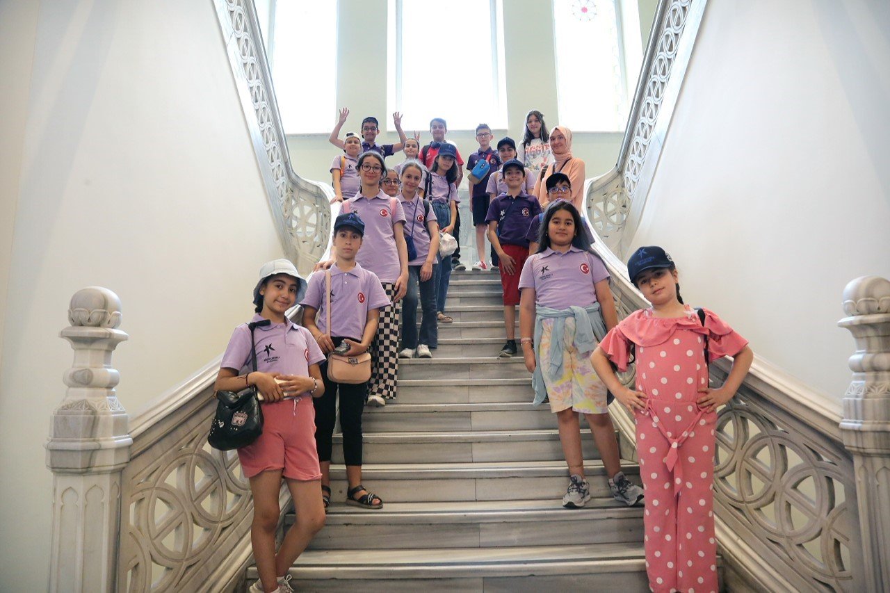 Küçükçekmece’de bilim ve kültür gezileri başladı