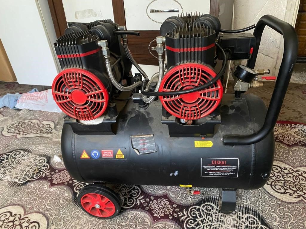 Kütahya’da 43 kilogram kaçak tütün ve 10 bin 60 adet dolu makaron ele geçirildi